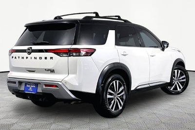 2023 Nissan Pathfinder Platinum