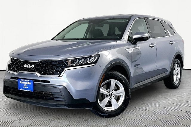 2022 Kia Sorento LX