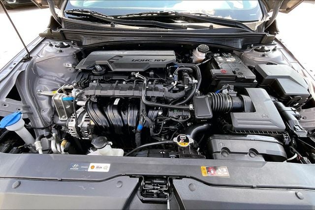2024 Hyundai Elantra SE