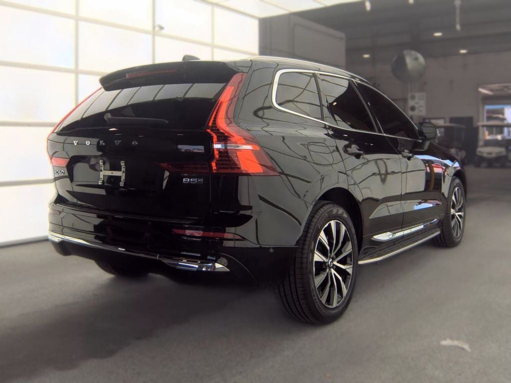 2023 Volvo XC60 B5 Plus Bright Theme