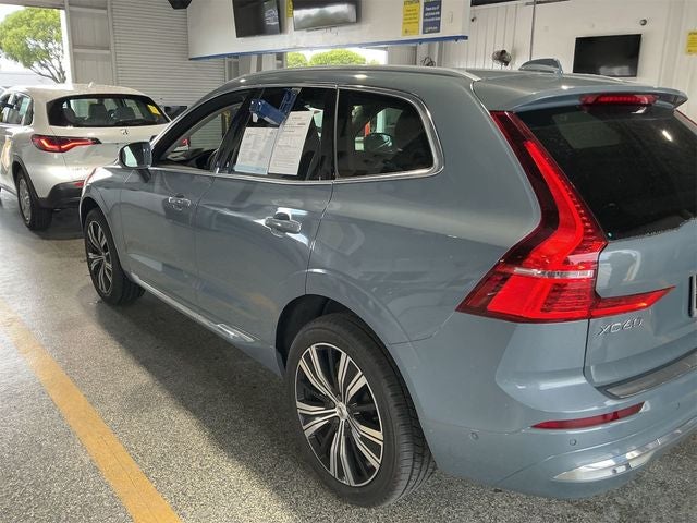 2023 Volvo XC60 B5 Plus Bright Theme