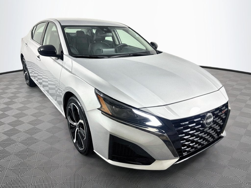 2024 Nissan Altima SR