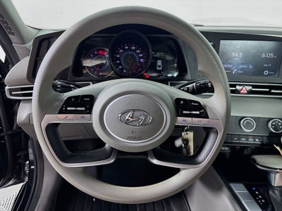 2021 Hyundai Elantra SE