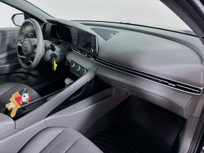 2021 Hyundai Elantra SE