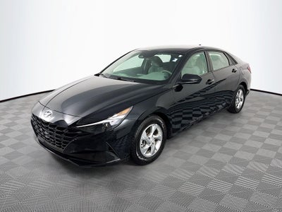 2021 Hyundai Elantra SE