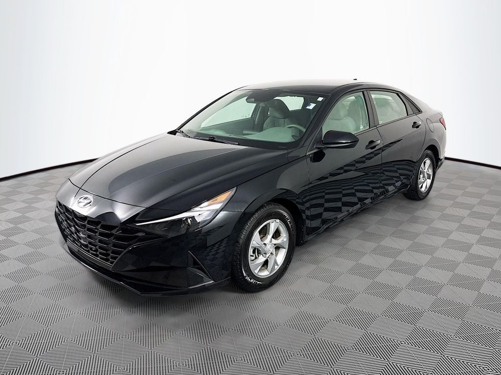 2021 Hyundai Elantra SE