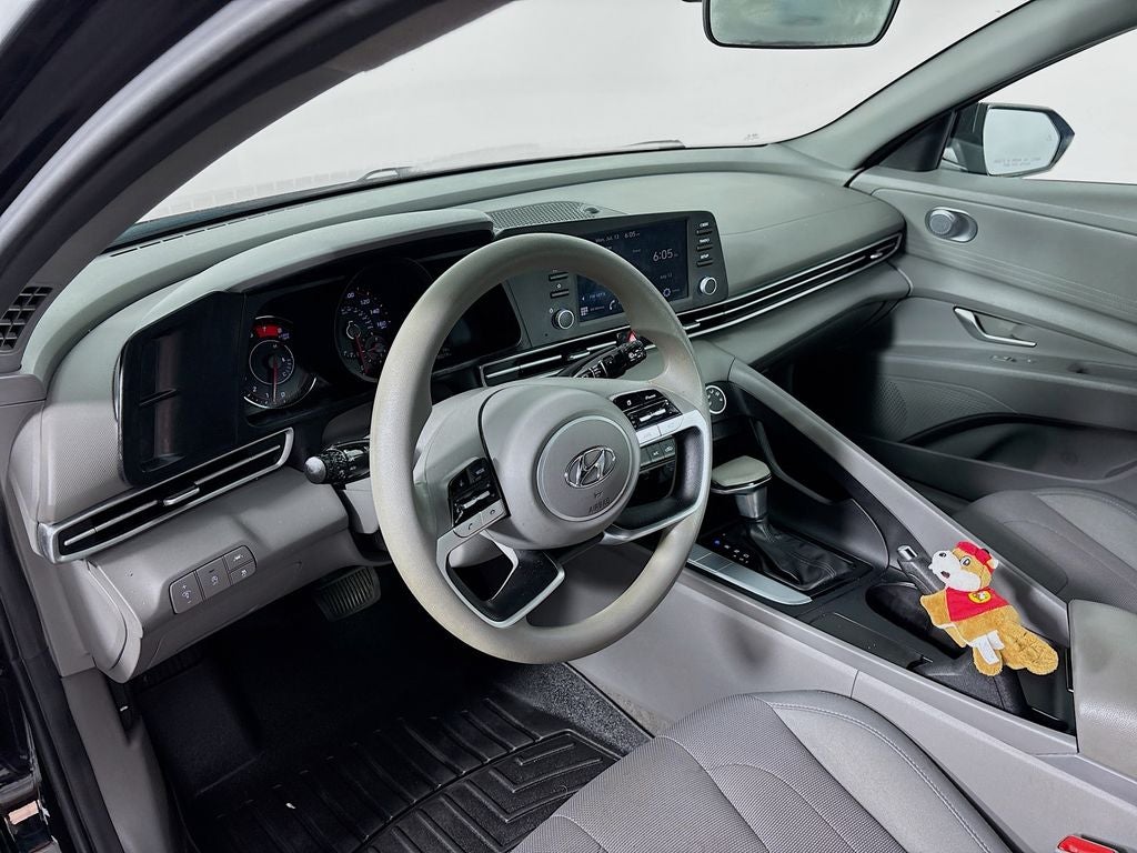 2021 Hyundai Elantra SE