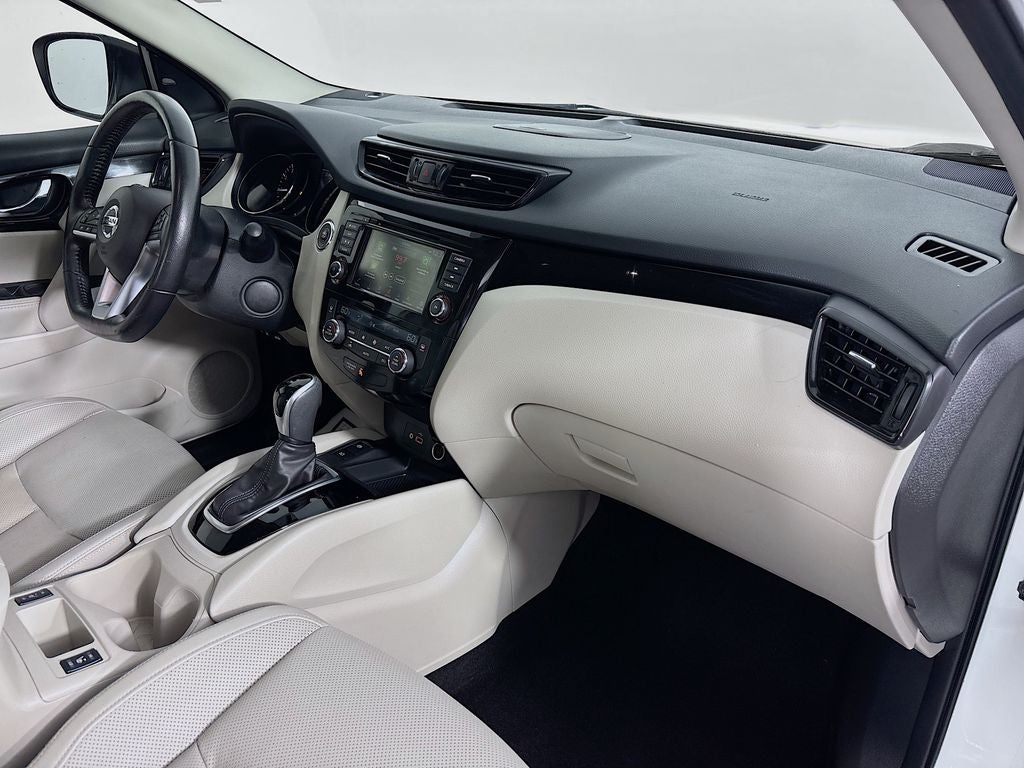 2021 Nissan Rogue Sport SL