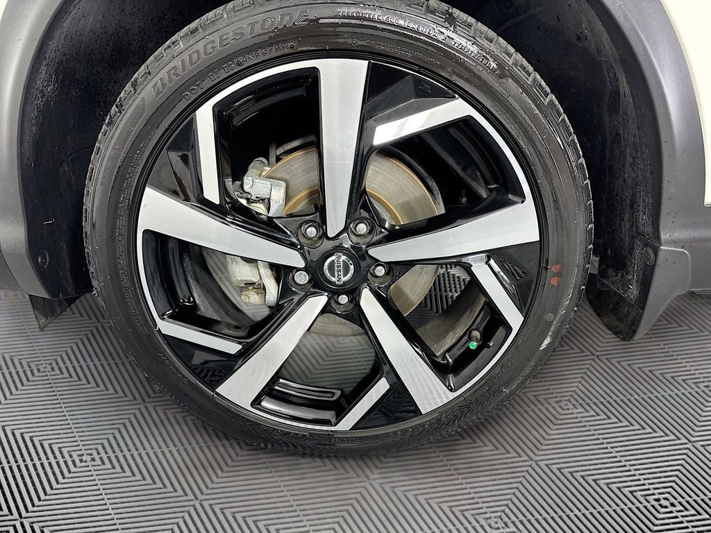 2021 Nissan Rogue Sport SL