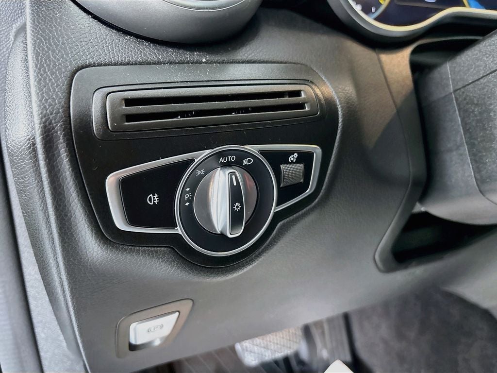 2021 Mercedes-Benz GLC GLC 300