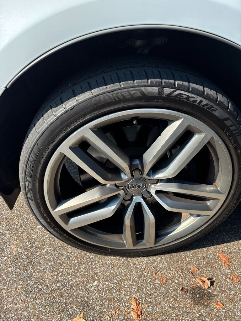 2016 Audi SQ5 3.0T Premium Plus quattro